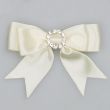 Bow ribbon with a clasp / Ivory