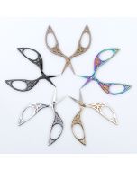 Embroidery scissors / Different shades