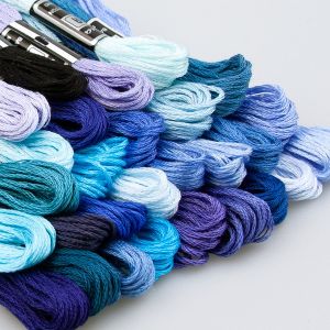Embroidery floss / Blue-violet-black / Different shades