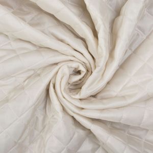 Quilted wadding / Cream white