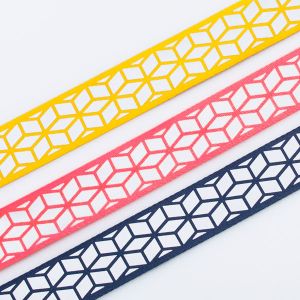 Reflective ribbon with a pattern