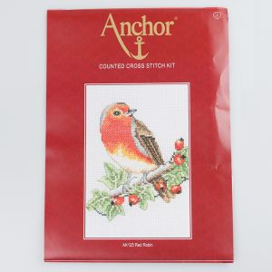 Embroidery Kit / Red Robin