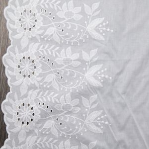 Cotton fabric with embroidery / 3754