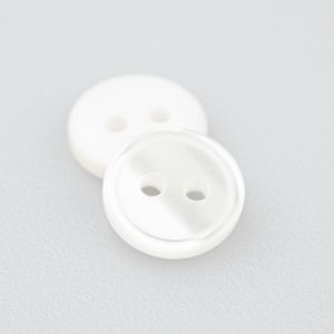 Shirt button / 11 mm / White shiny