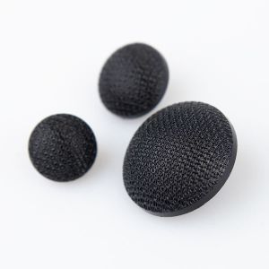 Shank button / Different sizes / Black