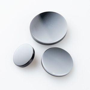 Shiny shank button / Different sizes / Grey