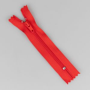 3 mm zip 10 cm / Light red 160