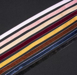Velvet ribbon / Different shades