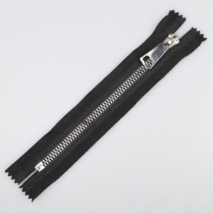 5 mm closed-ended Chunky zip 16 cm / Black-silver