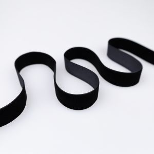 Velvet ribbon 19 mm / black 332