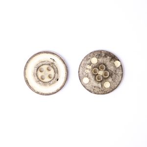 Button / Vintage / 23 mm / Cream