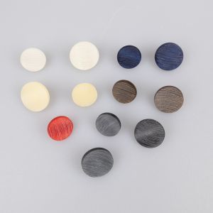 Shank Button / Different sizes / Different shades