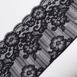 Stretch lace D32 / Black 22cm