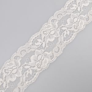 Stretch lace D50 / 5.5 cm Cream