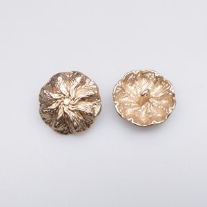Shank metal button Flower 23 mm / Golden