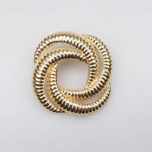Brooch / Twisted, gold