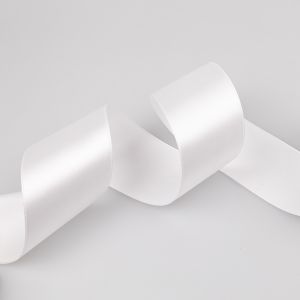 Ühepoolne atlasspael äärega 50 mm / 3001 Valge