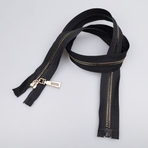 5 mm alt kinnine traktorlukk 70 cm / must-kuld