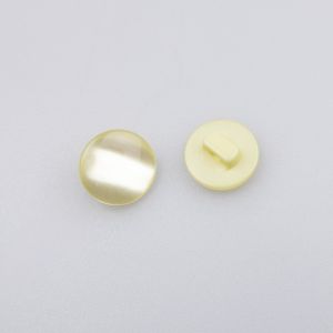 Kannaga nööp / 13 mm / Heleroheline