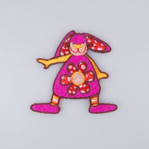 Triigitav motiiv / Bunny with flower, fuchsia