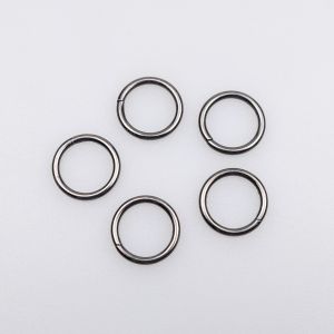 Metallrõngas 10 mm / nikkel must