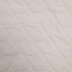 Tepitud vatiin Petal / Kreem