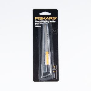 Нож ручной работы / Fiskars Professional 9 мм