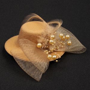 Мини-шляпа из фетра / Маленькая / Бежевый