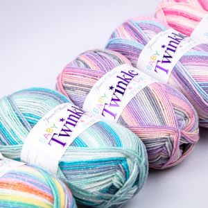 Пряжа James C. Brett Baby Twinkle Print DK 100 г / Разные тона