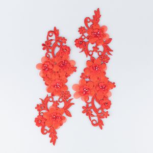 Вышиваемый мотив с жемчугом / Красный