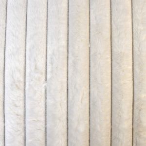 Искусственный мех с коротким ворсом / Kремовая