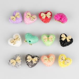 Бусины в форме сердца / Разные тона