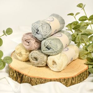 Пряжа Abakhan Silky Spun DK 50 г / Разные цвета