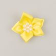 Цветок из ленточек с жемчугом 37 мм / Желтый